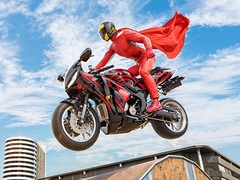 Igra Real Motorbike Super Hero Stunt 3D